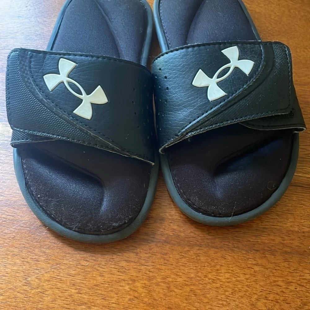 Under Armour size smoke